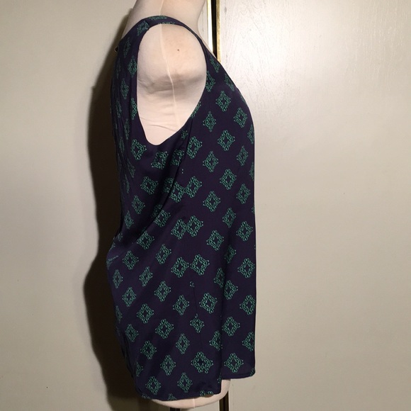 Banana Republic Tank Top - Picture 3 of 8